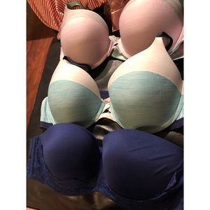 3 VS Bras 36D
